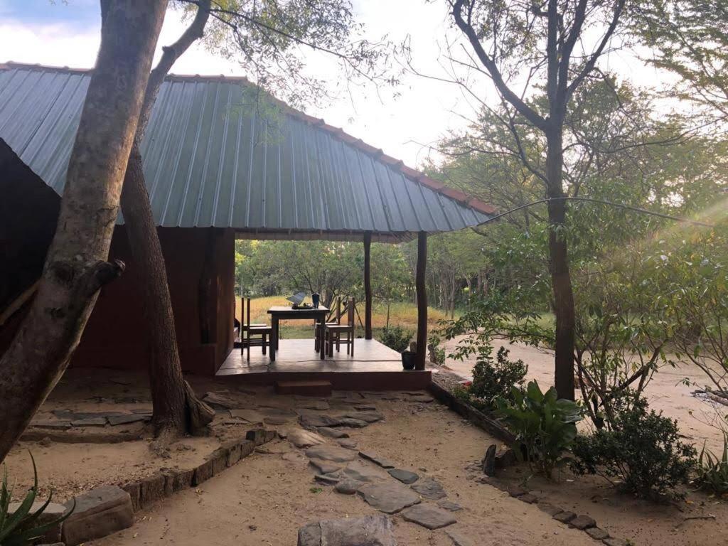Sahana Retreat Buttala Luaran gambar